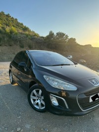 سيارات-peugeot-308-2011-بجاية-الجزائر