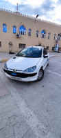 voitures-peugeot-206-2006-arris-batna-algerie