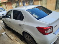 berline-renault-logan-2015-roknia-guelma-algerie