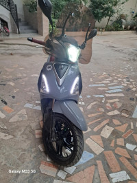 motos-et-scooters-sym-st-2024-tipaza-algerie