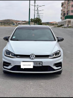 voitures-volkswagen-golf-7-2018-r-ain-beida-oum-el-bouaghi-algerie