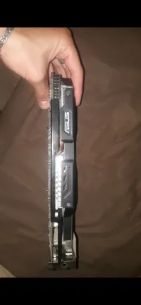 Carte graphique Asus Radeon Hd6950 1gb Ddr5