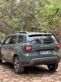 voitures-dacia-duster-2024-journey-blida-algerie