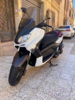 motos-et-scooters-yamaha-xmax-250-2014-mostaganem-algerie