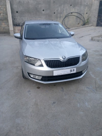 voitures-skoda-octavia-2013-bouandas-setif-algerie