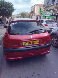 voitures-peugeot-206-2006-belouizdad-alger-algerie