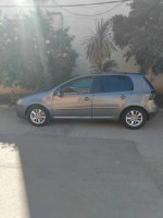 voitures-volkswagen-golf-5-2005-alger-centre-algerie