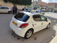 voitures-peugeot-207-2011-allure-batna-algerie