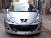 voitures-peugeot-207-2011-oran-algerie