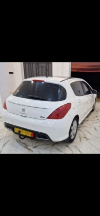 سيارات-peugeot-308-2012-عين-فكرون-أم-البواقي-الجزائر