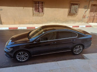 grande-berline-volkswagen-passat-2019-carat-tlemcen-algerie