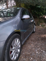 moyenne-berline-volkswagen-golf-5-2005-r32-annaba-algerie