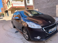 voitures-peugeot-208-2013-active-laghouat-algerie