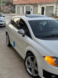 voitures-seat-leon-2012-chelghoum-laid-mila-algerie