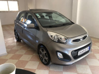 voitures-kia-picanto-2014-pop-mahelma-alger-algerie