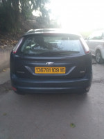 voitures-ford-focus-5-portes-2009-dar-el-beida-alger-algerie