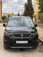 utilitaire-peugeot-rifter-2023-batna-algerie