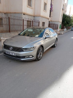 voitures-volkswagen-passat-2017-saoula-alger-algerie