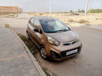 voitures-kia-picanto-2012-ksar-boukhari-medea-algerie