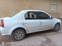 voitures-dacia-logan-2012-l-tout-chlef-algerie