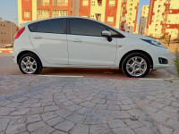 voitures-ford-fiesta-2016-trend-look-constantine-algerie