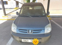 voitures-peugeot-partner-2012-algerie