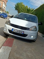 voitures-renault-clio-campus-2012-bye-bordj-el-kiffan-alger-algerie