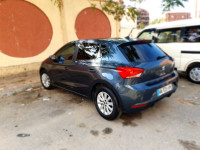 voitures-seat-ibiza-2023-steyl-jijel-algerie