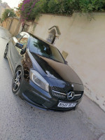 moyenne-berline-mercedes-classe-a-2015-200-d-exclusif-stidia-mostaganem-algerie