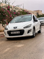 moyenne-berline-peugeot-308-2013-allure-laghouat-algerie