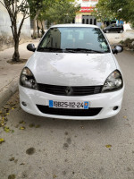 voitures-renault-clio-campus-2012-nechmaya-guelma-algerie