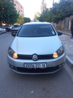 moyenne-berline-volkswagen-golf-6-2011-bouira-algerie