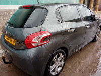 voitures-peugeot-208-2014-style-bouira-algerie