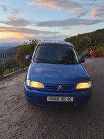 voitures-peugeot-partner-2002-origin-vu-barbacha-bejaia-algerie