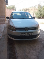 voitures-volkswagen-polo-sedan-2014-ath-mansour-taourirt-bouira-algerie