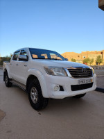 utilitaire-toyota-hilux-2013-laghouat-algerie