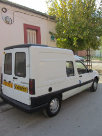 voitures-renault-express-1993-bouira-algerie