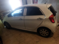 mini-citadine-kia-picanto-2013-didouche-mourad-constantine-algerie