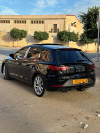 voitures-seat-leon-2017-fr15-bouira-algerie