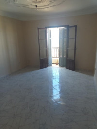 appartement-vente-f3-alger-ain-benian-algerie