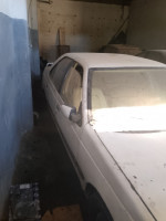 voitures-peugeot-405-1990-tiaret-algerie