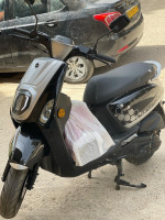 motos-et-scooters-cuxi-estat-x-2024-bouzareah-alger-algerie