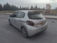 citadine-peugeot-208-2012-mezloug-setif-algerie