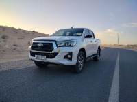 voitures-toyota-hilux-2019-legend-dc-4x4-pack-luxe-mih-ouansa-el-oued-algerie