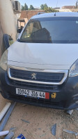 voitures-peugeot-partner-2016-ain-defla-algerie