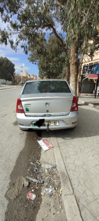 voitures-dacia-logan-2012-haizer-bouira-algerie