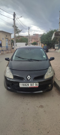 voitures-renault-clio-3-2007-les-eucalyptus-alger-algerie