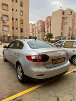 voitures-renault-fluence-2010-larbaa-blida-algerie