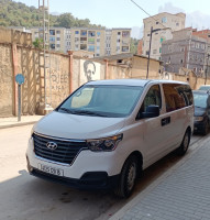 fourgonnette-hyundai-h1-2020-vitre-8p-ouacif-tizi-ouzou-algerie