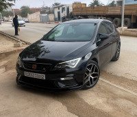 voitures-seat-leon-2018-chettia-chlef-algerie